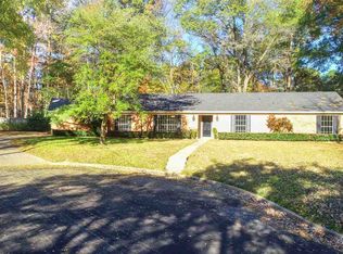 2 Amherst Cir, Longview, TX 75601