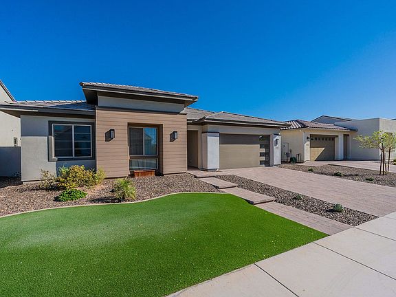 3rd image of 1480 E San Carlos Way