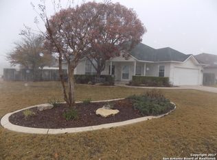 102 Glade Dr, Boerne, TX 78006