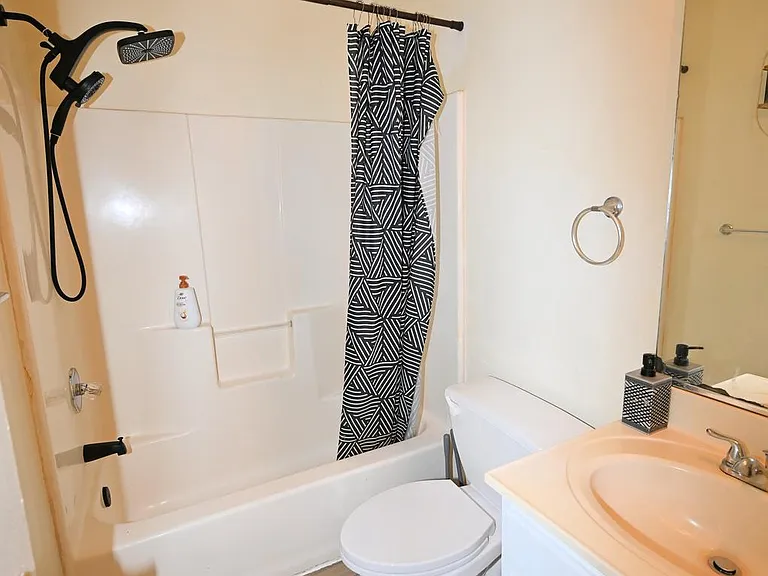 9172 Granite Ct — Photo 38