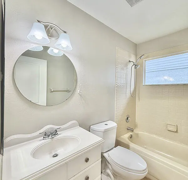 11316 Maybrook Ave — Photo 45