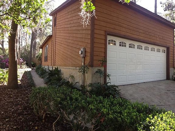 5th image of 2983 Bay Shore Dr