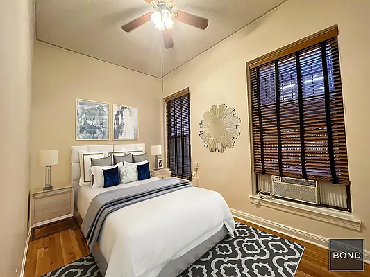 Rented by Bond New York | media 7