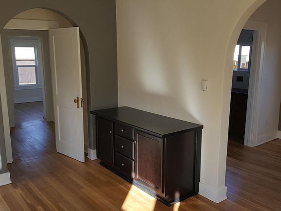 4th image of 107 Princeton Dr SE