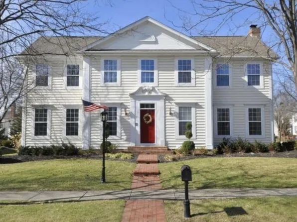 7251 Fernridge Dr, New Albany, OH 43054