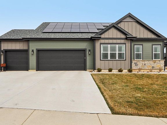 2nd image of 655 Ridge View Lane
