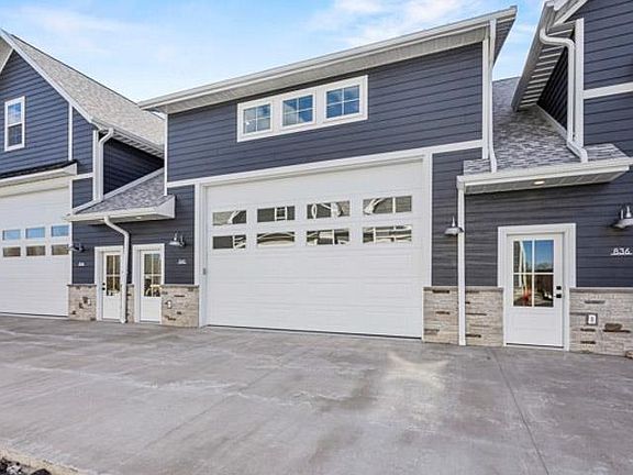 3rd image of 840 S 18TH AVENUE #8