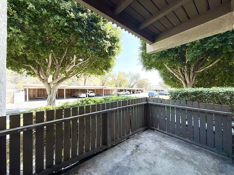 432 Edgehill Ln #71 — Photo 9