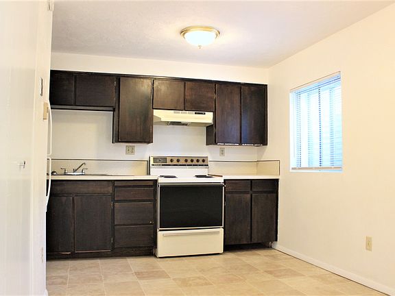 3rd image of 245 W 20th St APT 1