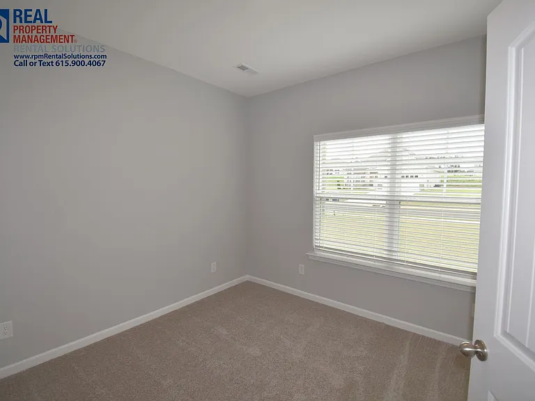1142 Bluecreek Cir — Photo 21