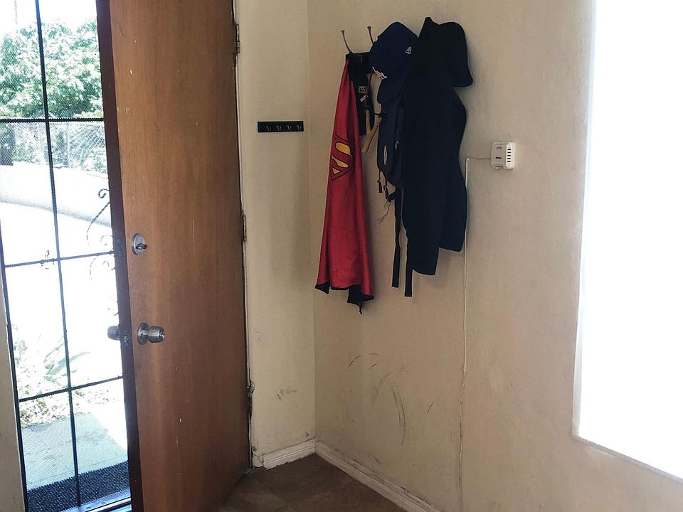 1st image of 152 W Avenue 28