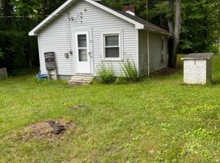 77 Walnut St, Gladwin, MI 48624