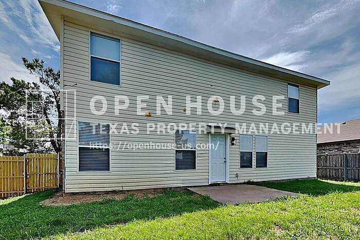 7900 Canoe Ridge Ln — Photo 20