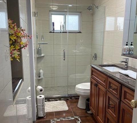 4th image of 138 Delmar Ave