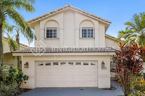 621 SW 176th Ave Photo 1