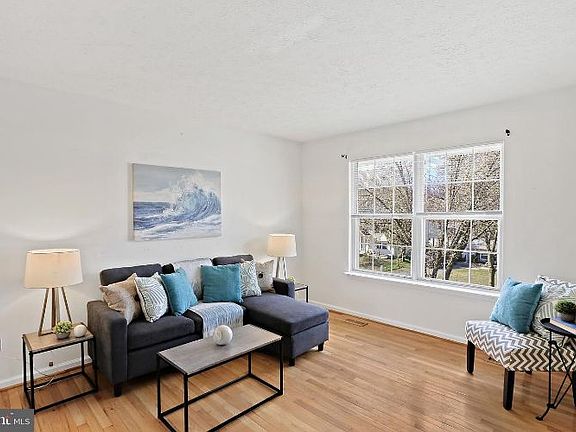3rd image of 1414 Macedonia Dr