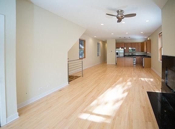 l.r. looking in unit