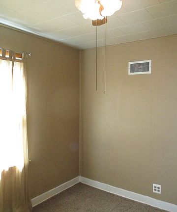 4th image of 3433 Elder Ln