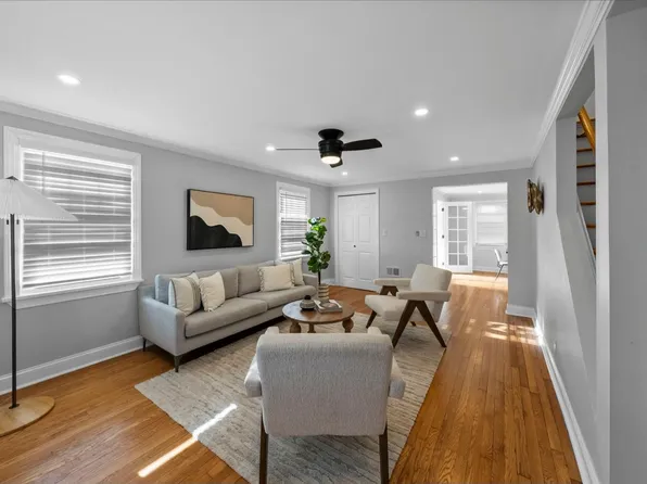 301 New Bridge Rd, Bergenfield, NJ 07621