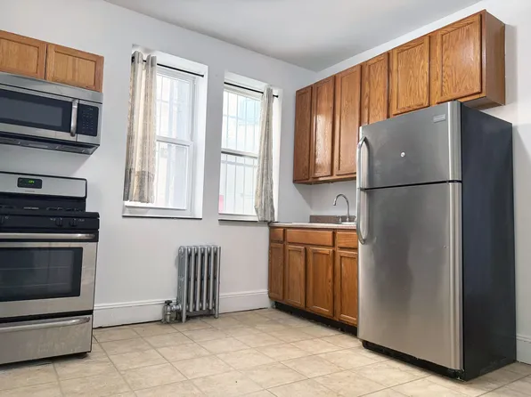 102 Clinton Avenue image 1 of 6