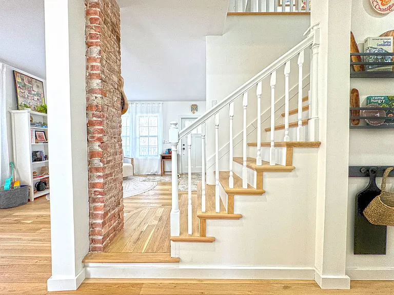 115 Tinker St — Photo 24