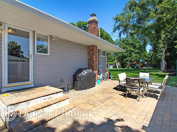 5th image of 17 Floral Ln