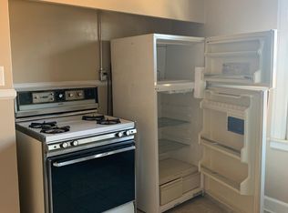 333 Highland St #2, Wyandotte, MI 48192