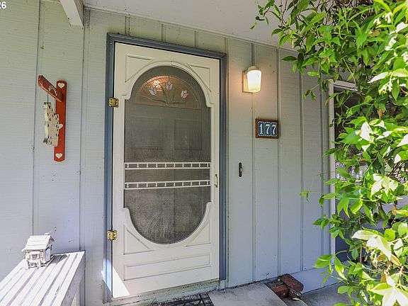 5th image of 177 NE Lombardy Dr