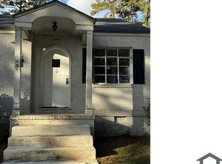 1400 Briarcliff Dr, Fayetteville, NC 28305