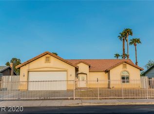 4470 Annie Oakley Dr, Las Vegas, NV 89121
