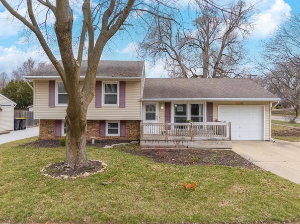 1400 Kingsridge Dr, Normal, IL 61761