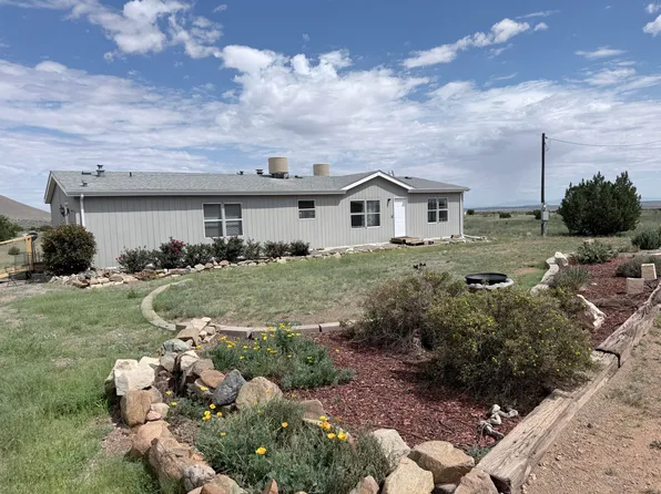 26 La Hinca Rd, Magdalena, NM 87825