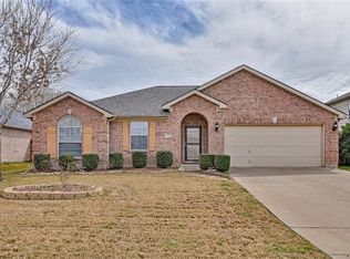 1811 Saint Nevis Dr, Mansfield, TX 76063