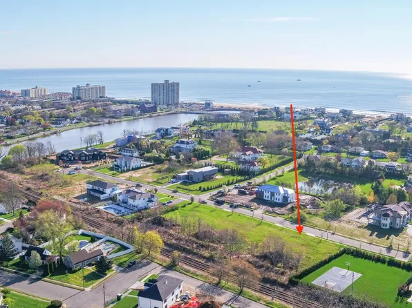 24 Jim Lynch Dr, Long Branch, NJ 07740