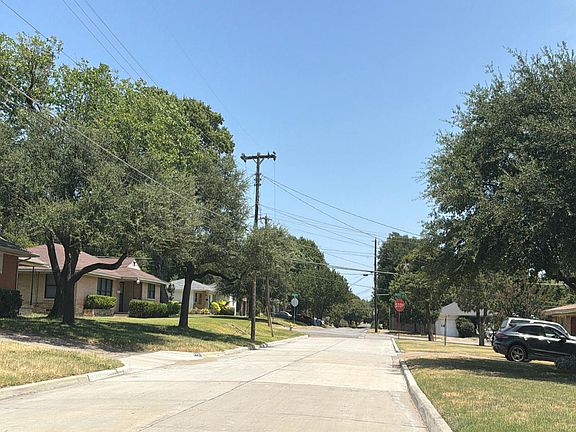 5th image of 9931 Coldwater Cir