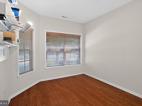 4th image of 45 Dresner Cir