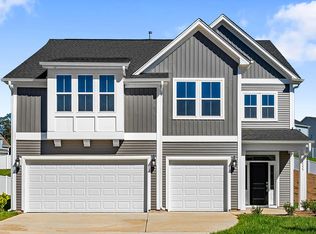 102 Sawlog Dr, Summerville, SC 29486