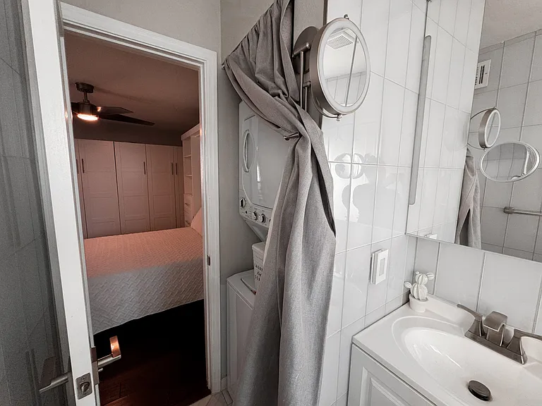 4204 N 38th St #7 — Photo 9