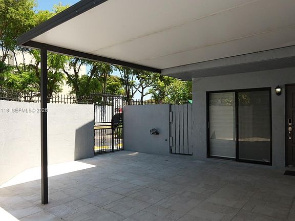 4th image of 8098 NW 99th Ter