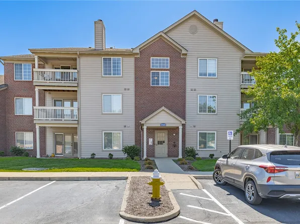 1721 Waterstone Blvd APT 207, Miamisburg, OH 45342