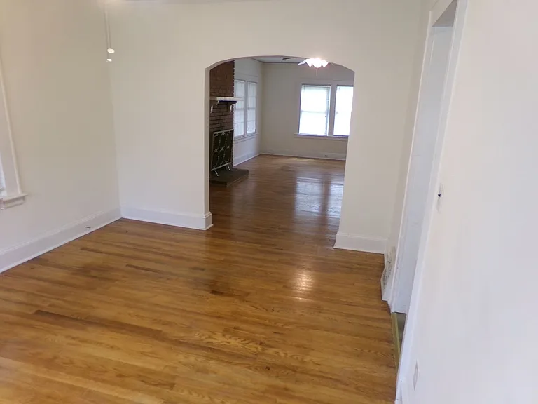 1408 E Martin Luther King Jr Dr — Photo 13