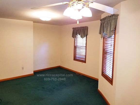 5th image of 507 Wilbur Ave Floor 1