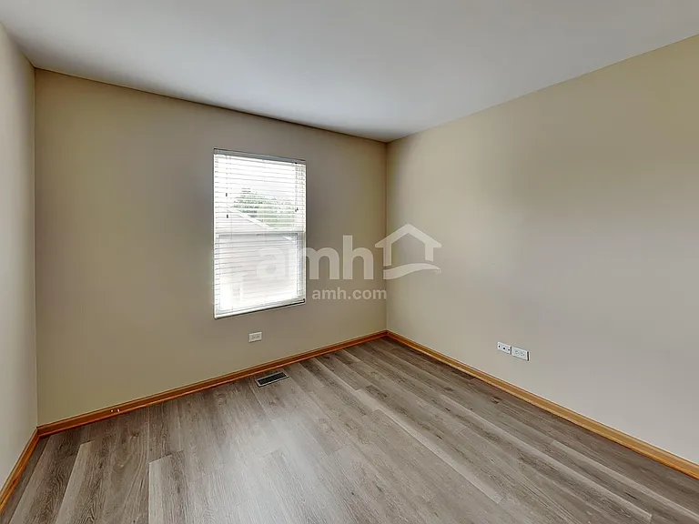 1503 Bridgehampton Dr — Photo 16