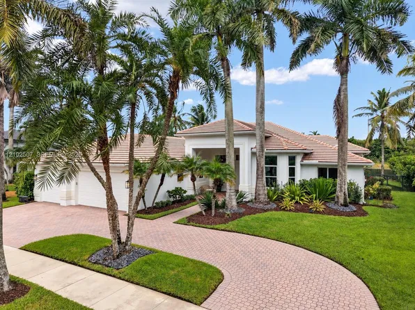 1378 Victoria Isle Dr, Weston, FL 33327