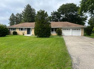 11N936 Almora Ter, Elgin, IL 60124