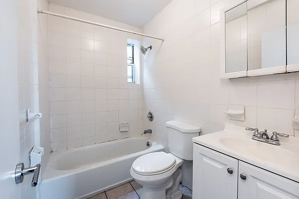 Rented by Nooklyn NYC LLC | media 27
