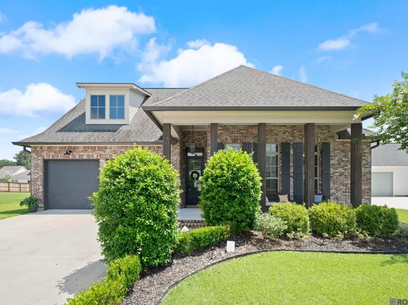 12896 Solemn Oaks Ave, Baton Rouge, LA 70818
