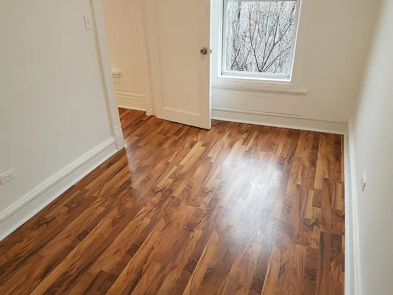 1526 W Walton St #2 — Photo 6