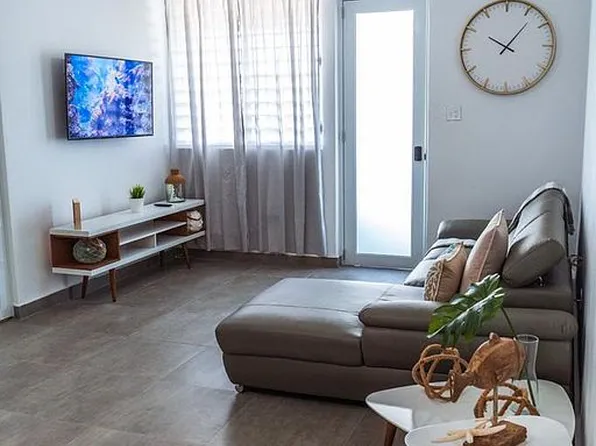 Pomarrosa #117, San Juan, PR 00911