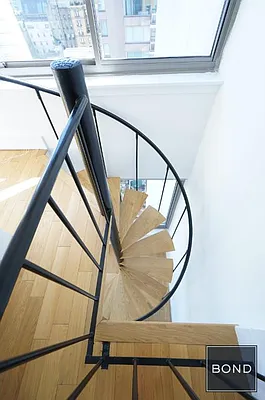 Rented by Bond New York | media 4